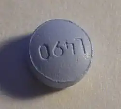 220&nbsp;mg tablet of naproxen sodium. Imprint L490 (upside-down). Round, light blue tablet[17]