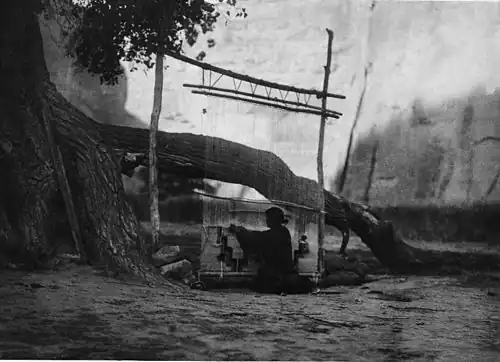 Navajo Weaver, c. 1907[44]