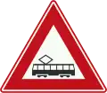 J14: Tram (crossing) ahead