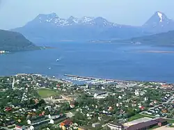 View of the Nesna peninsula (front), Tomma (middle), Handnesøya (right), Hugla (left)