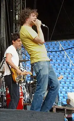 Nic Offer singing