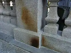 Scorch marks from American incendiary bombs on the Nihonbashi Bridge