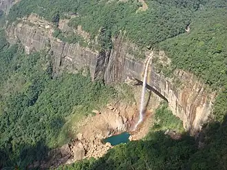 Nohkalikai falls