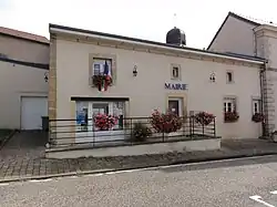 The town hall in Nouillonpont