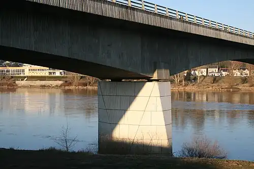 New Gien Bridge&nbsp;[fr] (Gien, Loiret department, France)