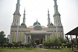 Masjid-e-Noor in Bakshiganj town