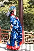 Side view of diyi