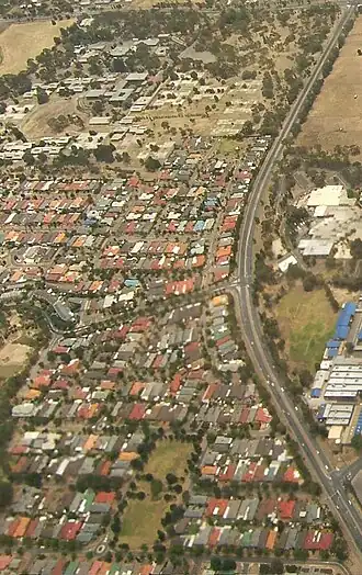 Aerial image of eastern half of Oakden, bounded by Grand Junction Road to the north (top of frame), and Sudholz Road to the east