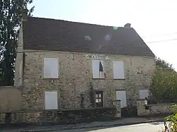 The town hall in Ognes