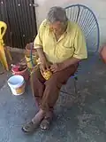 Preparing the Tapu (cloth ball) in Unión Hidalgo