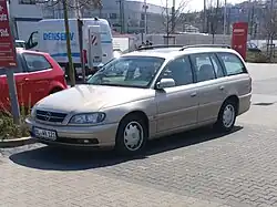 Opel Omega Caravan (1999-2003) Front view