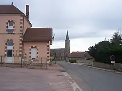 The church and surroundings in Oudry