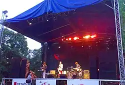 Out of Tune in concert, 2007