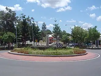 Roundabout at Oxley central, 2009
