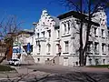 Former district administration building at Niine tänav&nbsp;[et] 2 in Tallinn