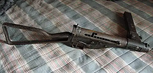 Ain maquis Sten machine pistol.