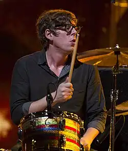 Carney performing in 2014