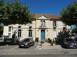 The town hall in Pavie