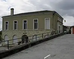 The town hall in Pessan