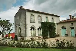 The Petrus country house