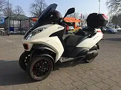 Peugeot Metropolis 400i (2F3T)