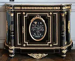 Chest in Napoleon&nbsp;III style, with polychrome floral decoration