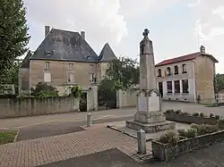 The main square in Euvezin
