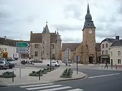 The church of Saint-Georges and the place of the Château