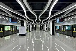 Line 13 platform
