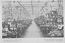 A weaving shed of the Finlayson & Co factory in Tampere, Finland, in 1932[174]