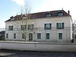 The town hall in Poincy