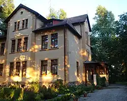 building of Peat Institute (presently restaurant)