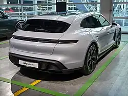 Rear view (Facelift)
