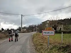 The road into Pranles