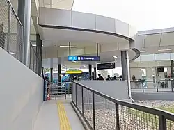 Ramp to enter the south platform