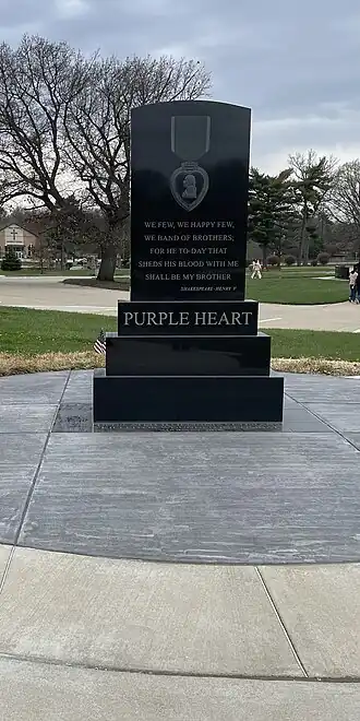 Image 35the Purple Heart memorial in Oak Ridge Cemetery in Springfield, Illinois, Image credit: PhilDaBirdMan (from Portal:Illinois/Selected picture)