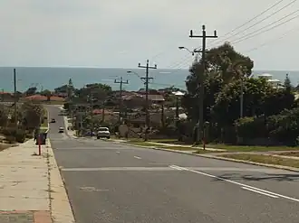 Quinns Road, heading towards the Indian Ocean