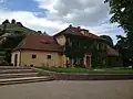 Cavalier house