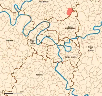 Location (in red) within Paris inner and outer suburbs
