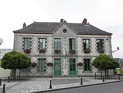 The town hall in Romillé