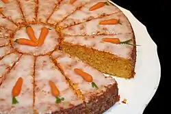 Swiss Rüeblitorte