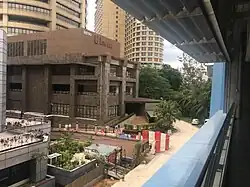 Construction of the pedestrian link bridge in February 2017