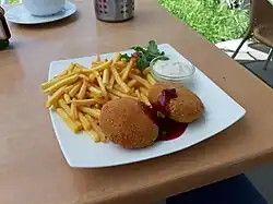 Czech smažený sýr