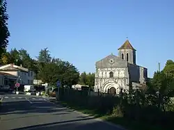 The church in Saint-Césaire