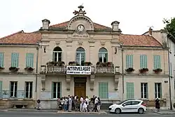 Saint-Cannat Town Hall