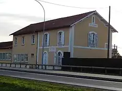 The former railway station in Saint-Étienne-de-Tulmont