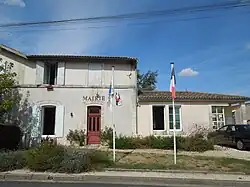 The town hall in Saint-Simon-de-Bordes