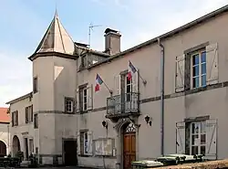 The town hall in Sauville