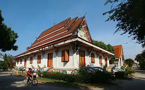 Wat Sainyaphum