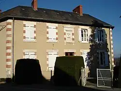 The town hall in Sazeray